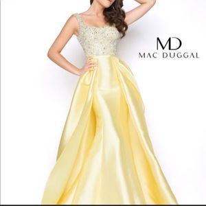 Mac Duggal Prom dress
